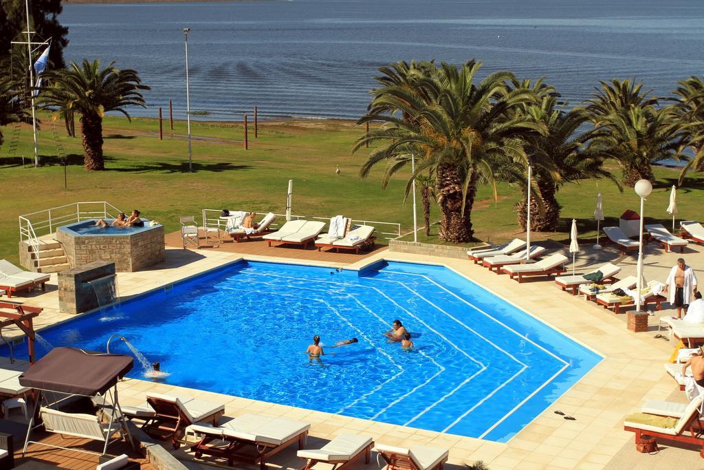 Marina Del Faro Hotel